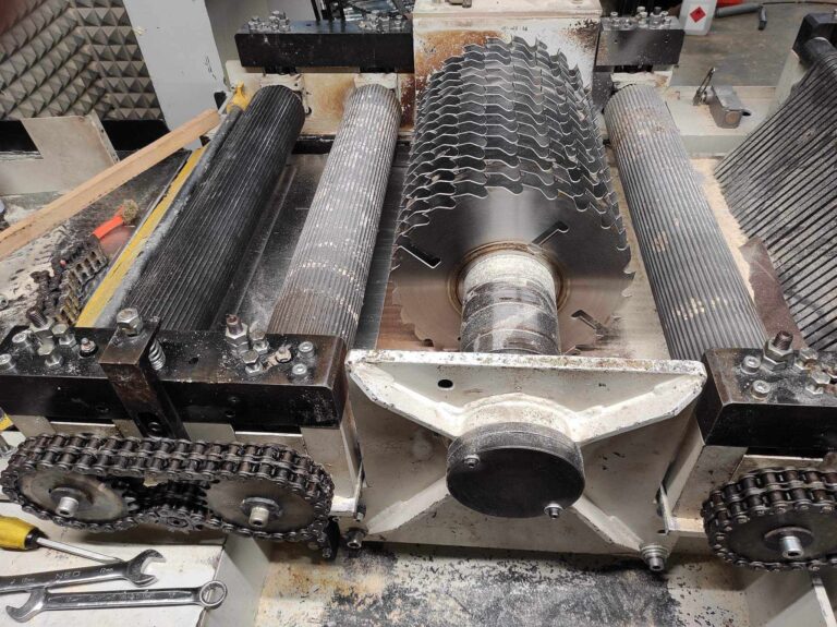 REMONT-STRUGARKO-PILARKI-DYRA-60-JAROMA-JR-SERWIS-MASZYNY-STOLARSKIE (6)